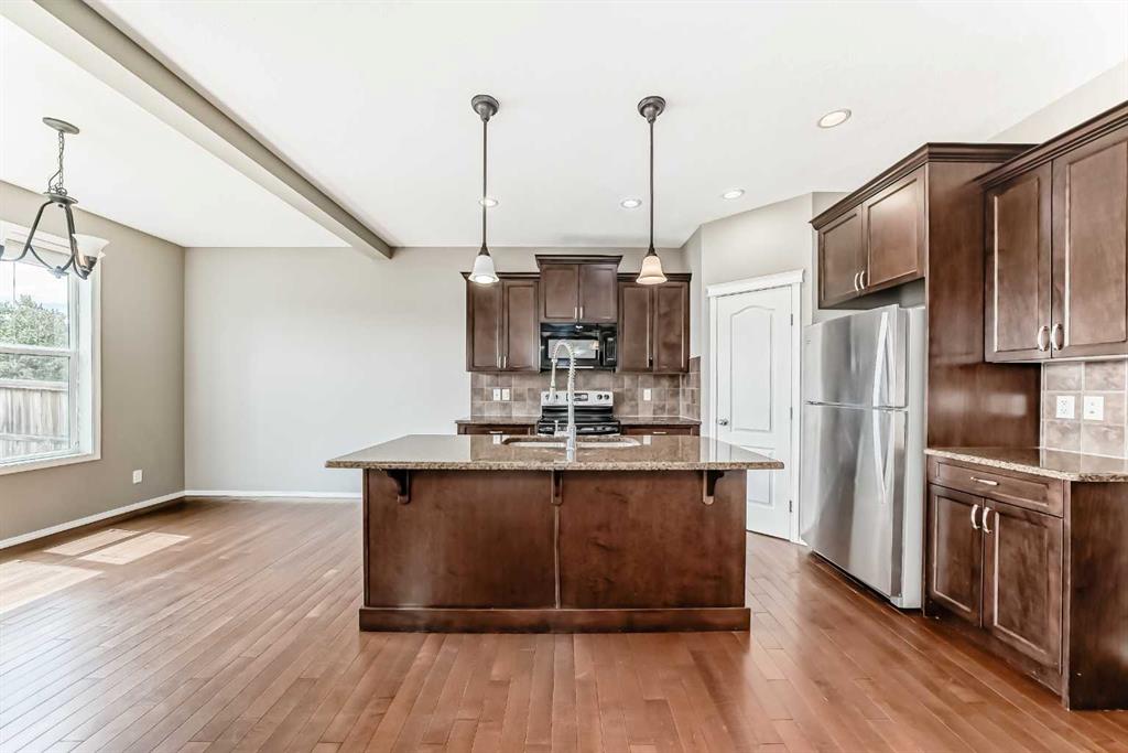 Additional image 4 of 196 Cranberry Circle SE, Calgary, AB, T3M 0N8