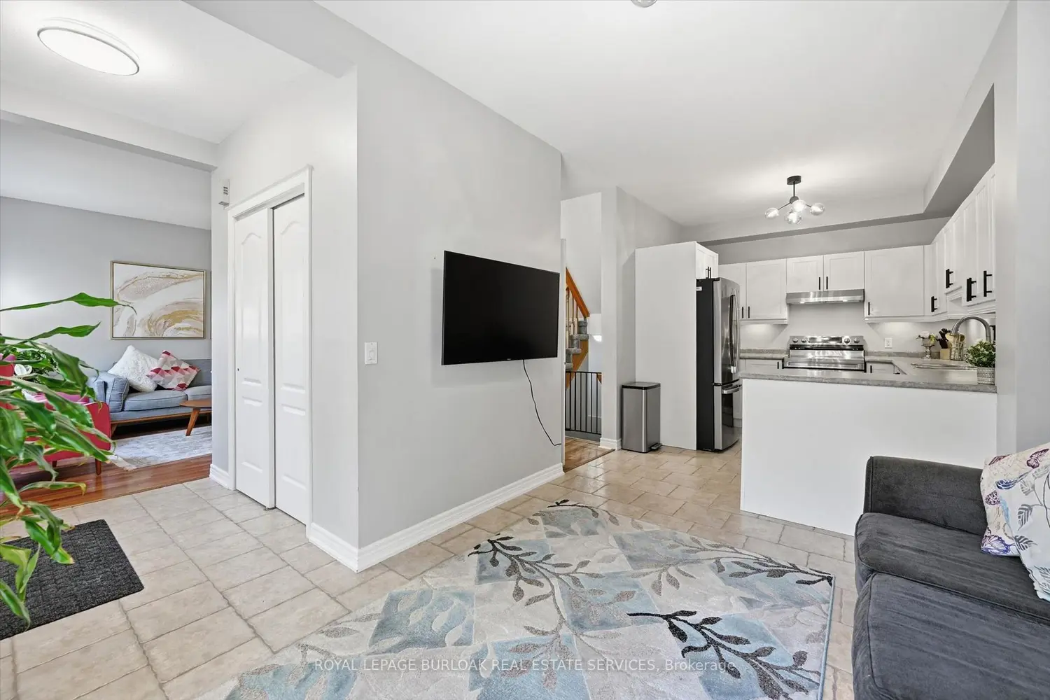 Additional image 9 of 1085 Harrogate Drive 35