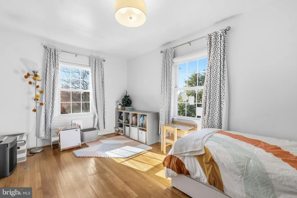Additional image 32 of 5028 Massachusetts Avenue NW, Washington, DC 20016