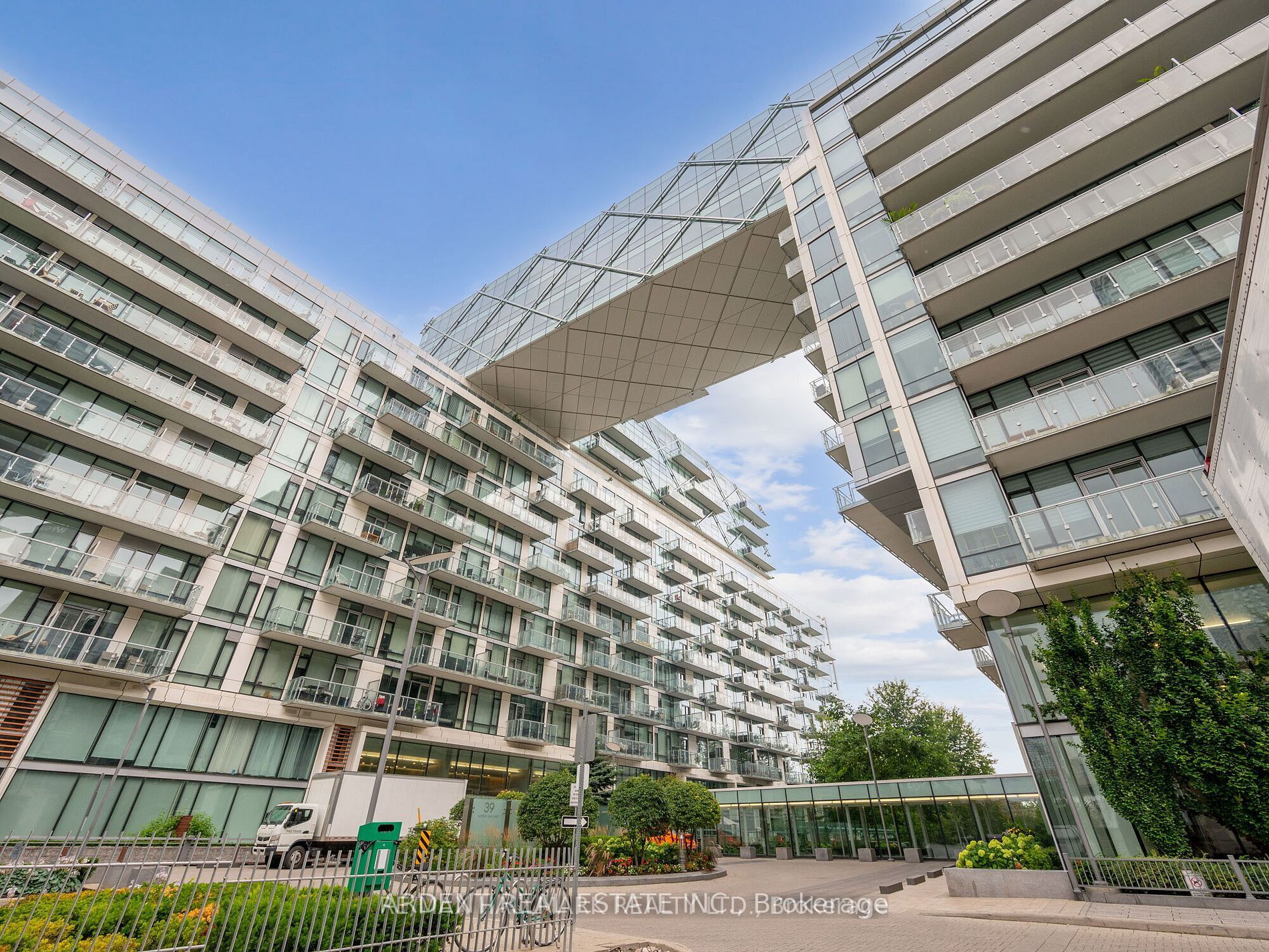 824-39 Queens Quay N/a E, Toronto, ON, M5E 0A5