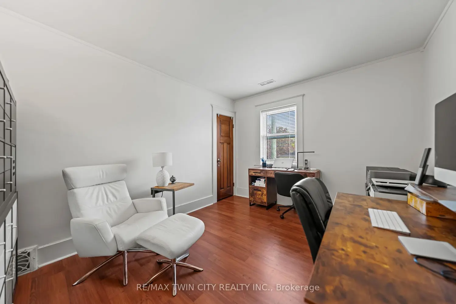 Additional image 12 of 39 Borden Avenue