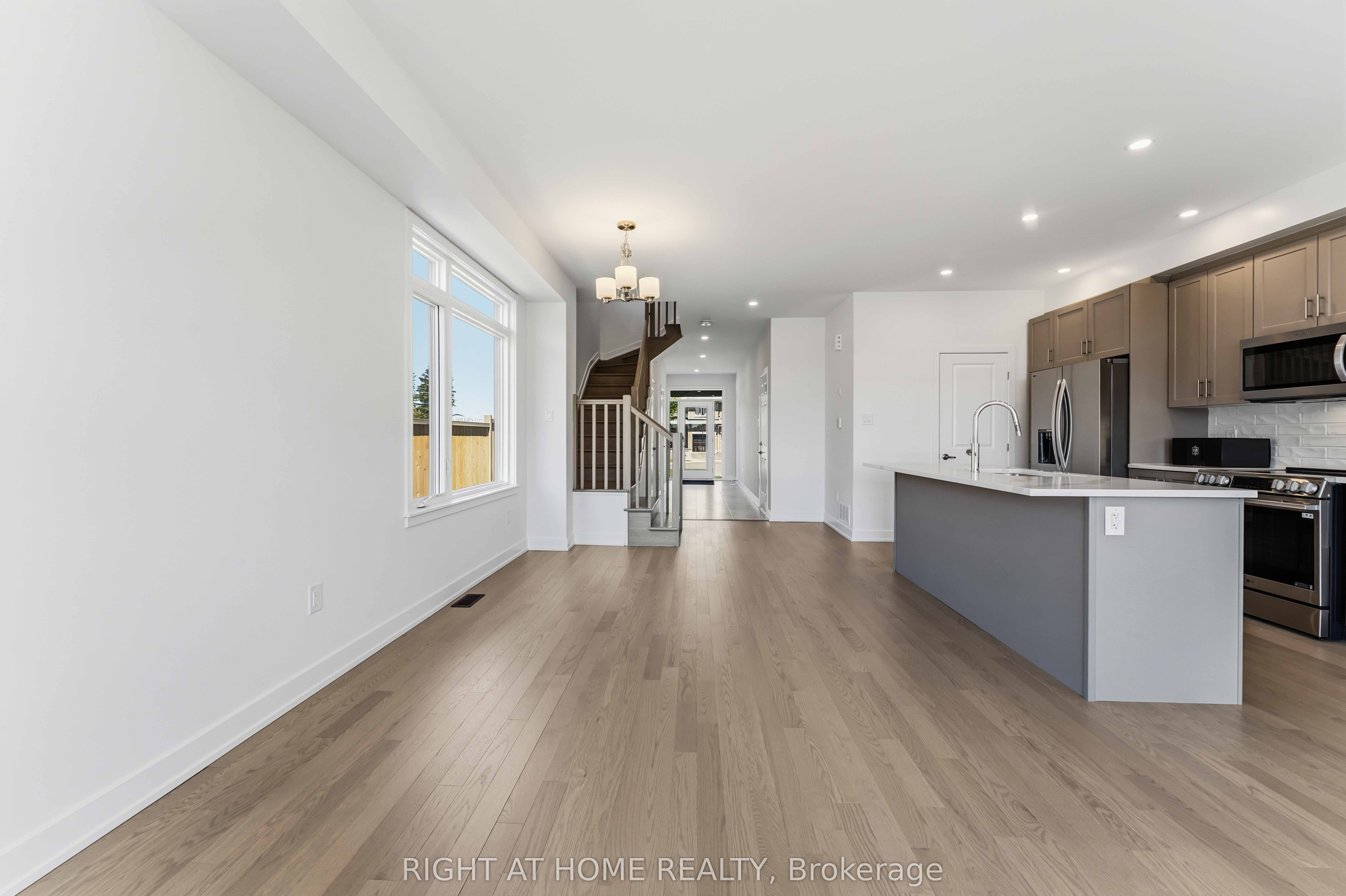 Additional image 3 of 453 Haresfield Court, Ottawa, ON, K4M 0B6
