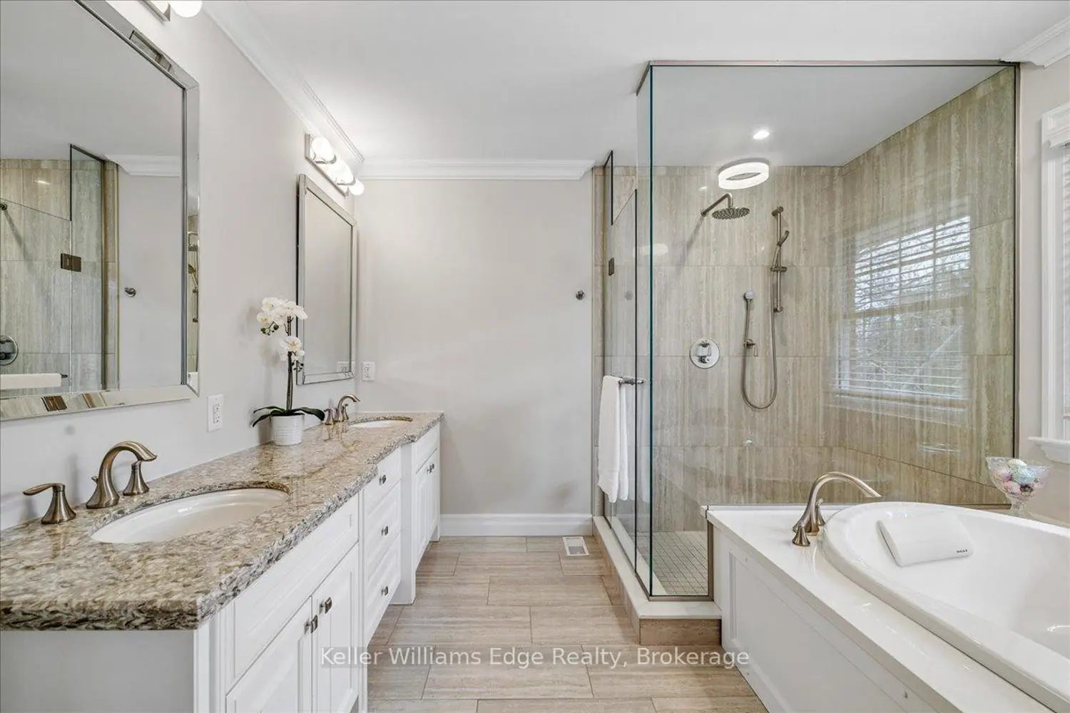 Additional image 9 of 249 Camelot Drive