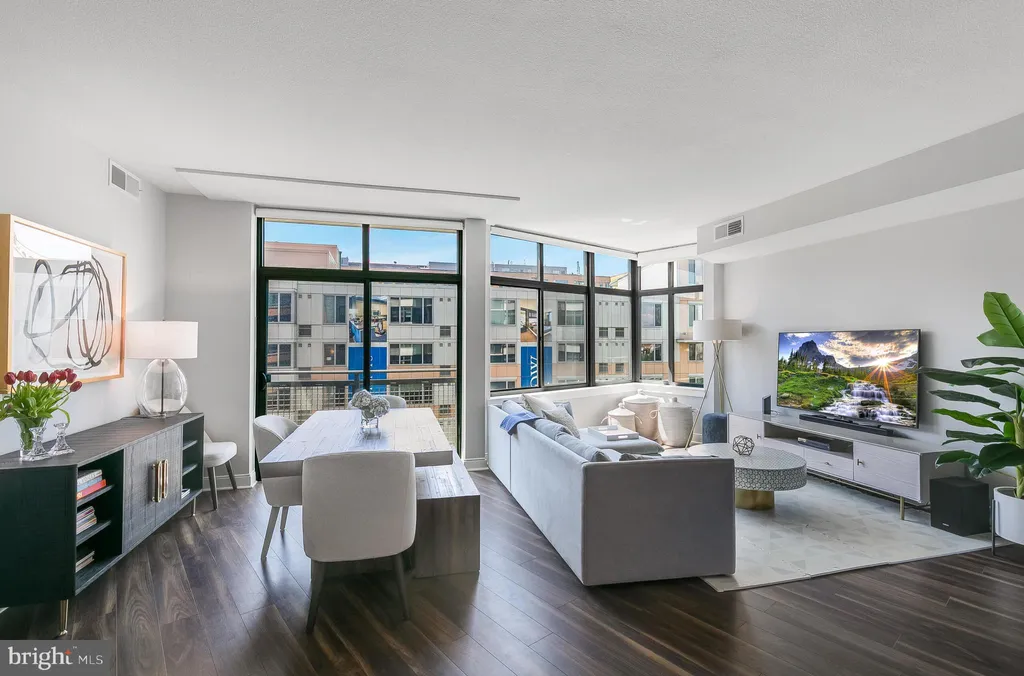 Additional image 3 of 460 New York Avenue NW Unit 607, Washington, DC 20001