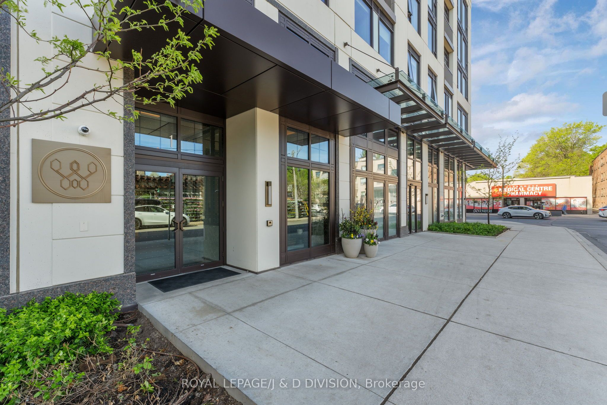 Additional image 3 of 710-1 Strathgowan Avenue, Toronto, ON, M4N 0B3