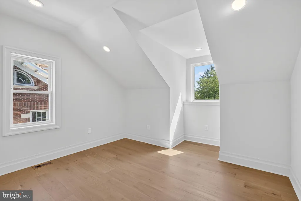 Additional image 28 of 4404 16th Street NW, Washington, DC 20011