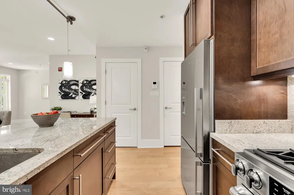 Additional image 17 of 2818 Connecticut Avenue NW Unit 7, Washington, DC 20008