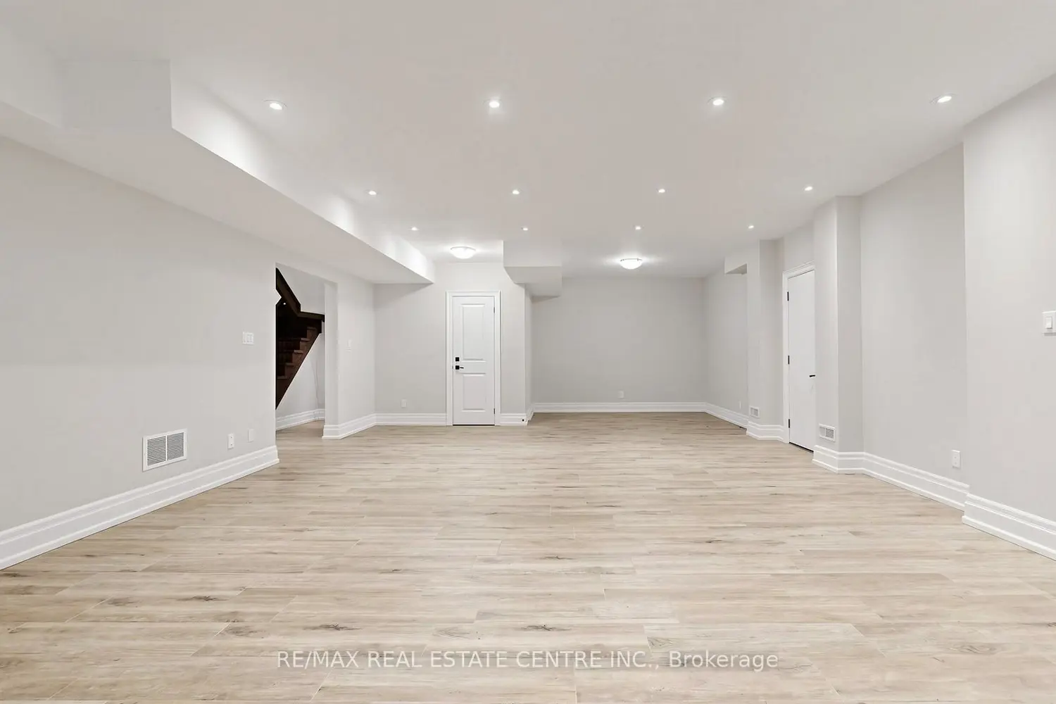Additional image 17 of 1496 Mansfield Drive
