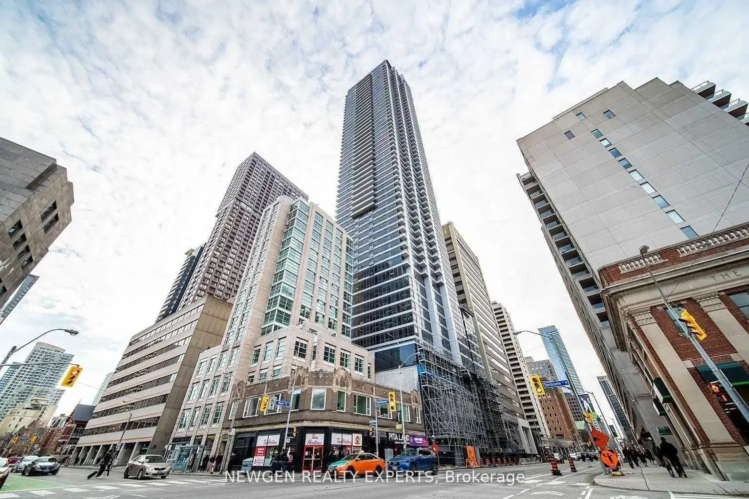 395 Bloor Street 3004