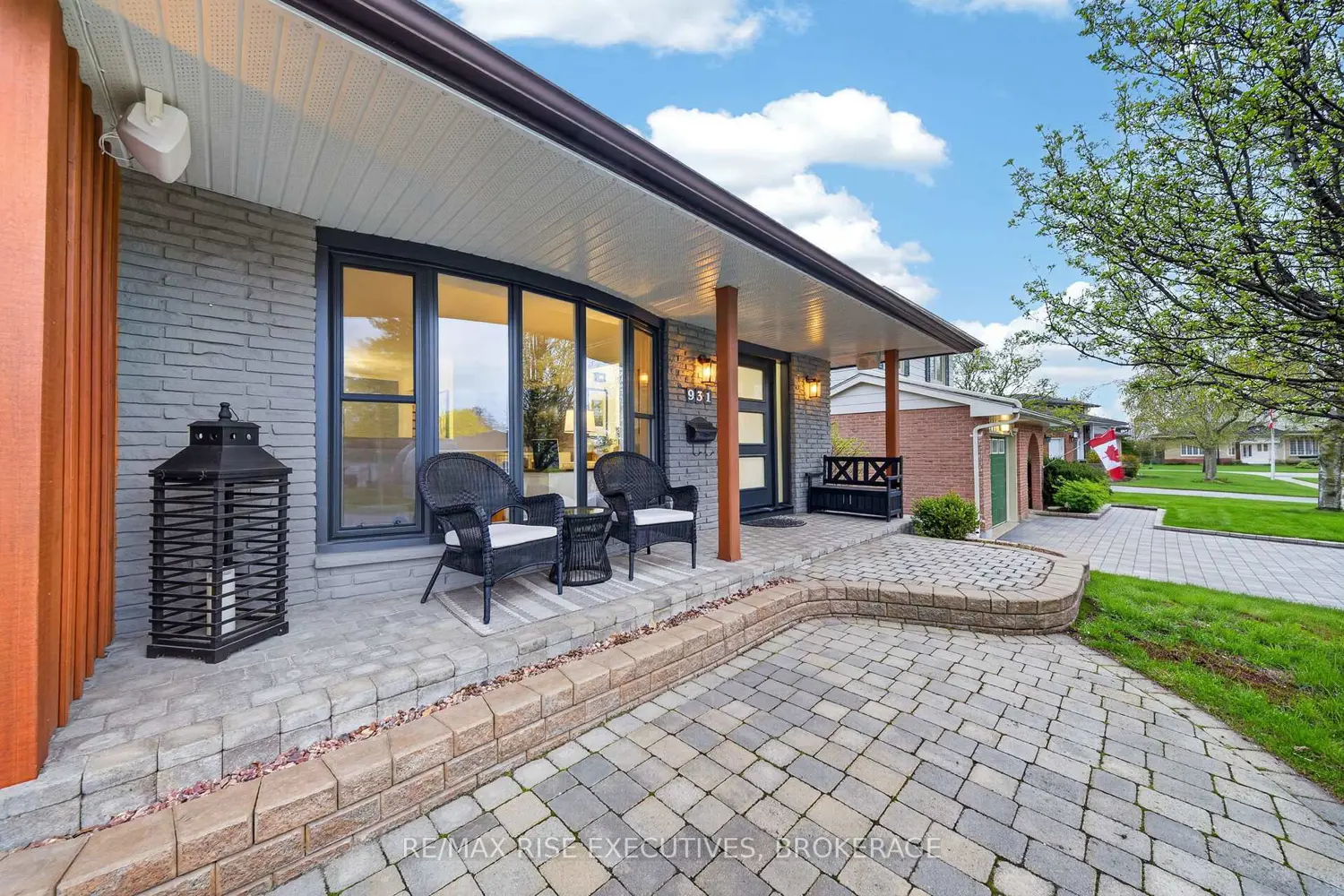 931 Lincoln Drive