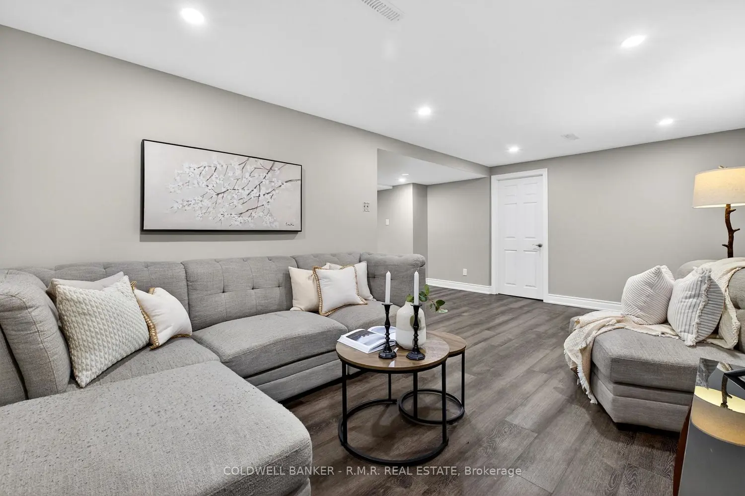 Additional image 19 of 729 Downview Crescent