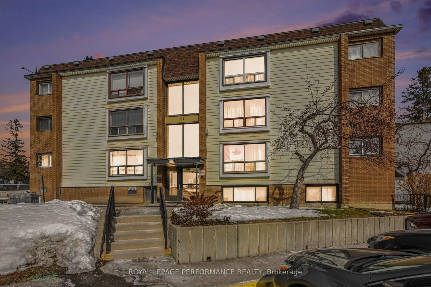 51 Sumac Street 8 photo 3