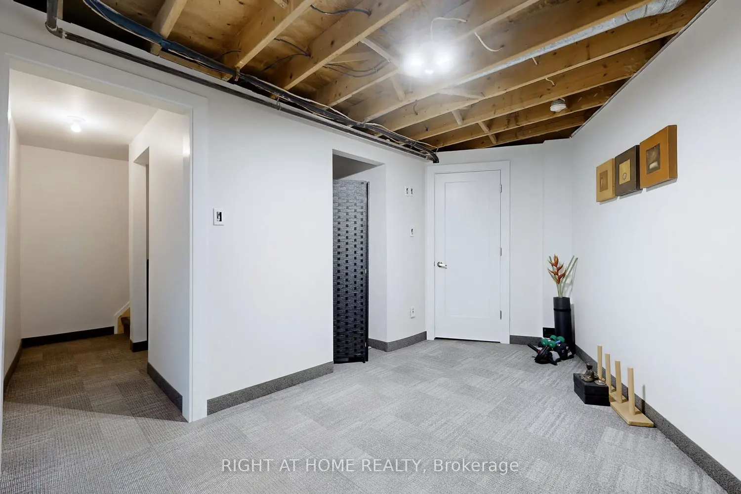 Additional image 16 of 400 Bloor Street 6