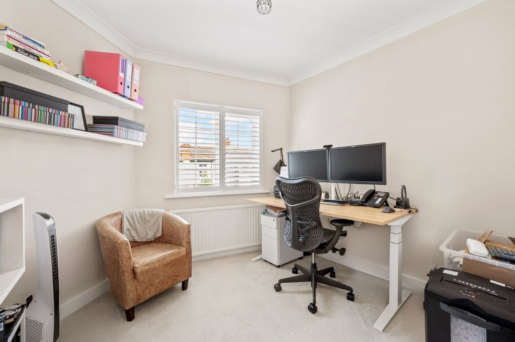 Additional image 12 of 3 bed terraced house for saleGlencoe Road, Weybridge KT13