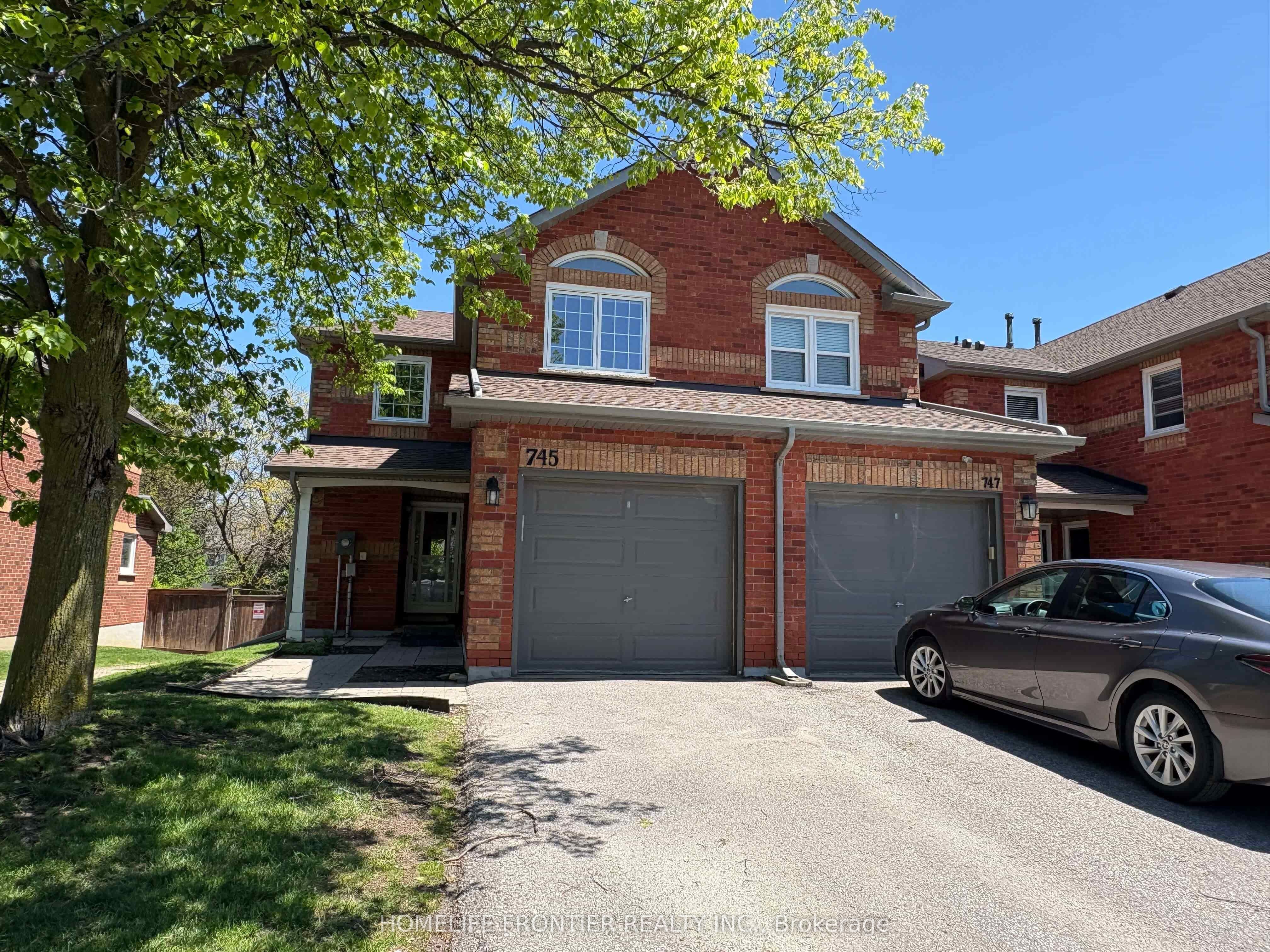 745 Caradonna Crescent, Newmarket, ON, L3X 1W5