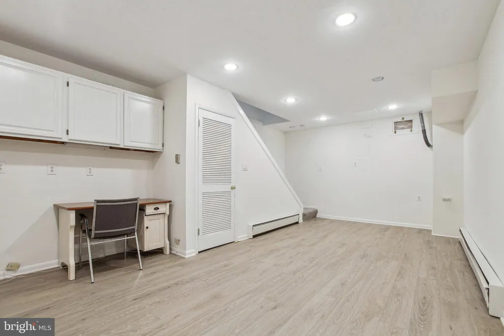 Additional image 17 of 900 24th Street NW Unit K, Washington, DC 20037