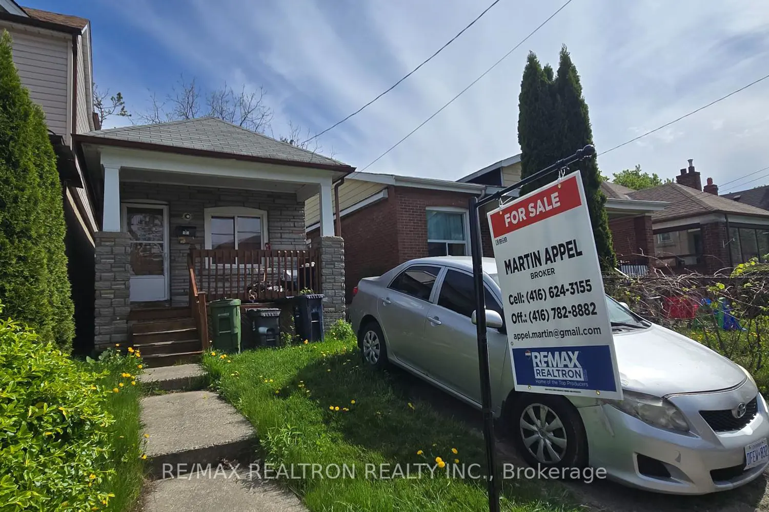 103 Denton Avenue photo 5