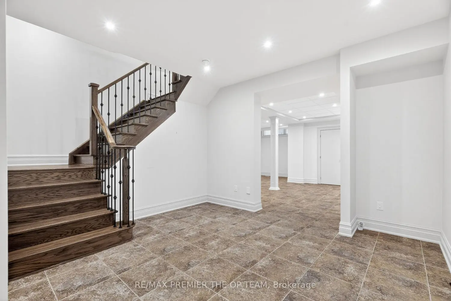 Additional image 13 of 24 Grand Vellore Crescent