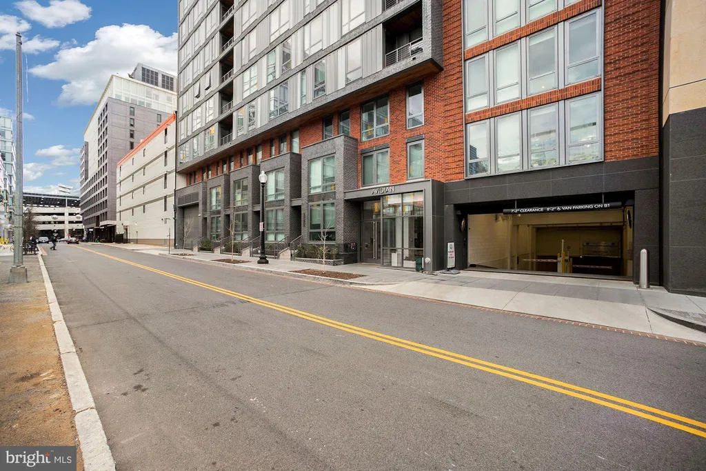1211 Van Street SE Unit 404, Washington, DC 20003