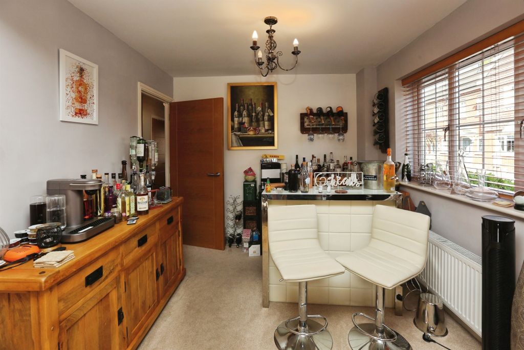 Additional image 6 of 5 bed semi-detached house for saleWatson Court, Hedge End, Southampton SO30