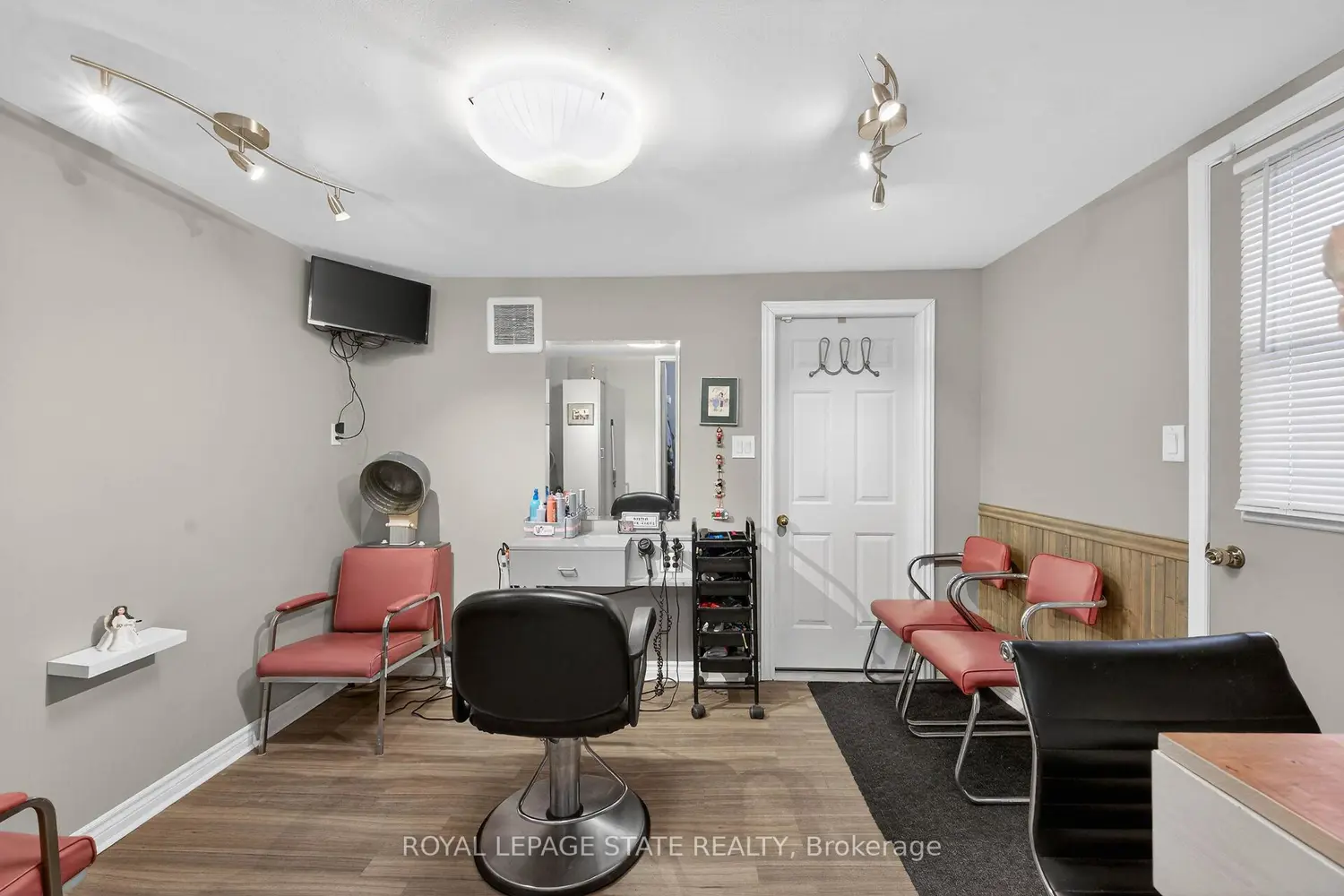Additional image 9 of 15 Gabriele Court