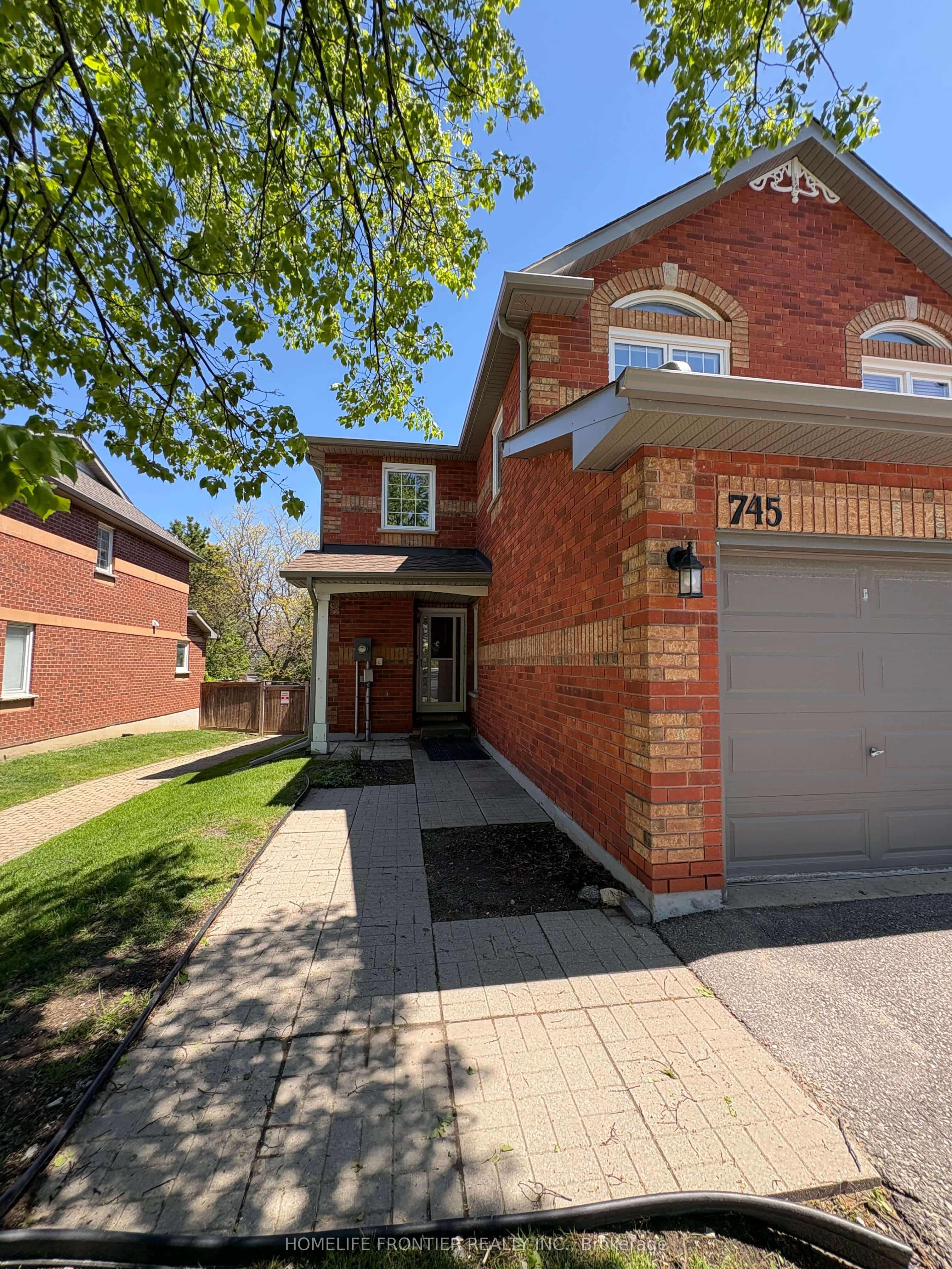 Additional image 2 of 745 Caradonna Crescent, Newmarket, ON, L3X 1W5