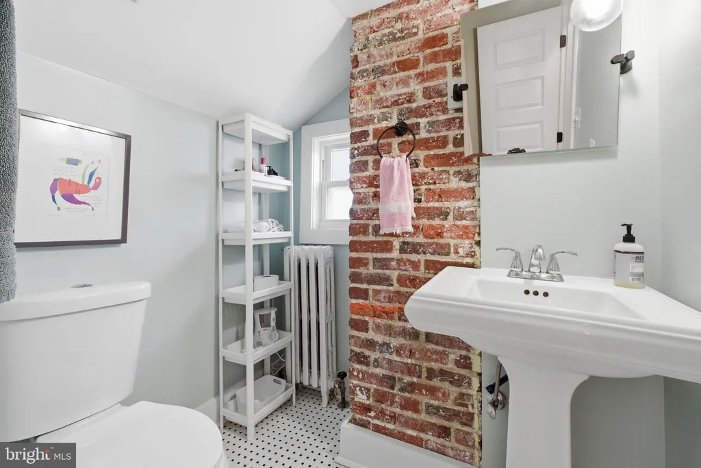 Additional image 30 of 2211 R Street SE, Washington, DC 20020