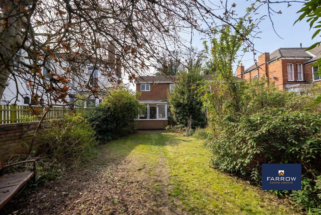 Additional image 35 of 4 bed semi-detached house for saleQueens Parade, Grimsby DN31