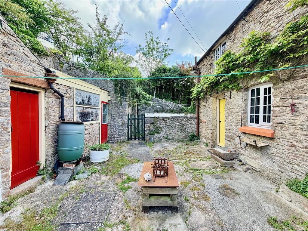 Additional image 13 of 6 bed cottage for saleOreston, Plymouth PL9