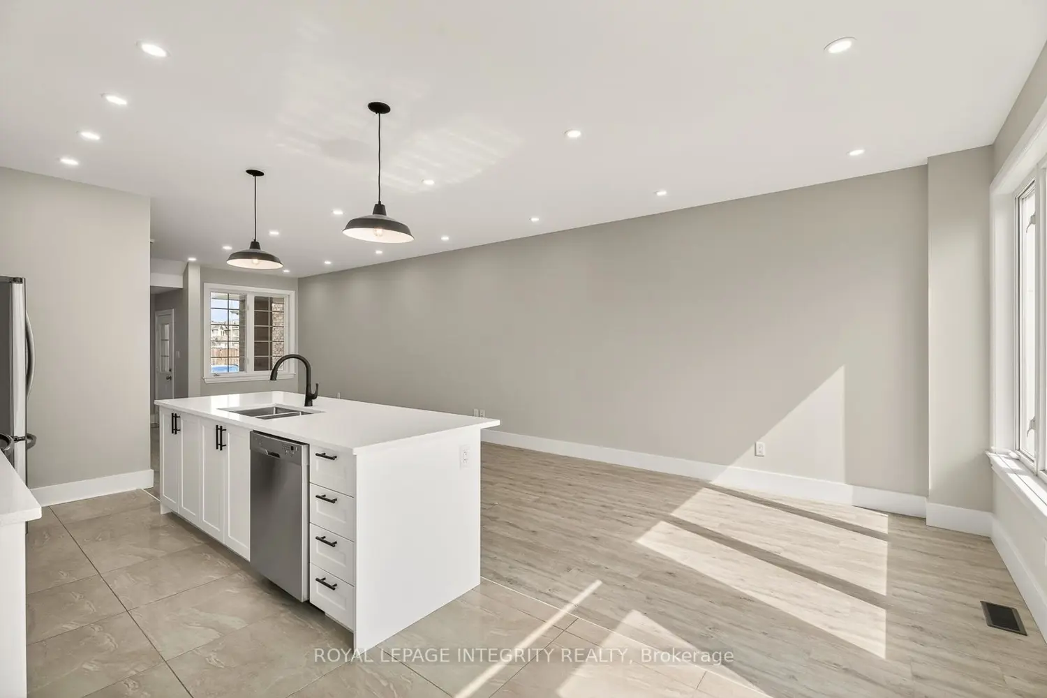 169 Desmond Trudeau Drive photo 5