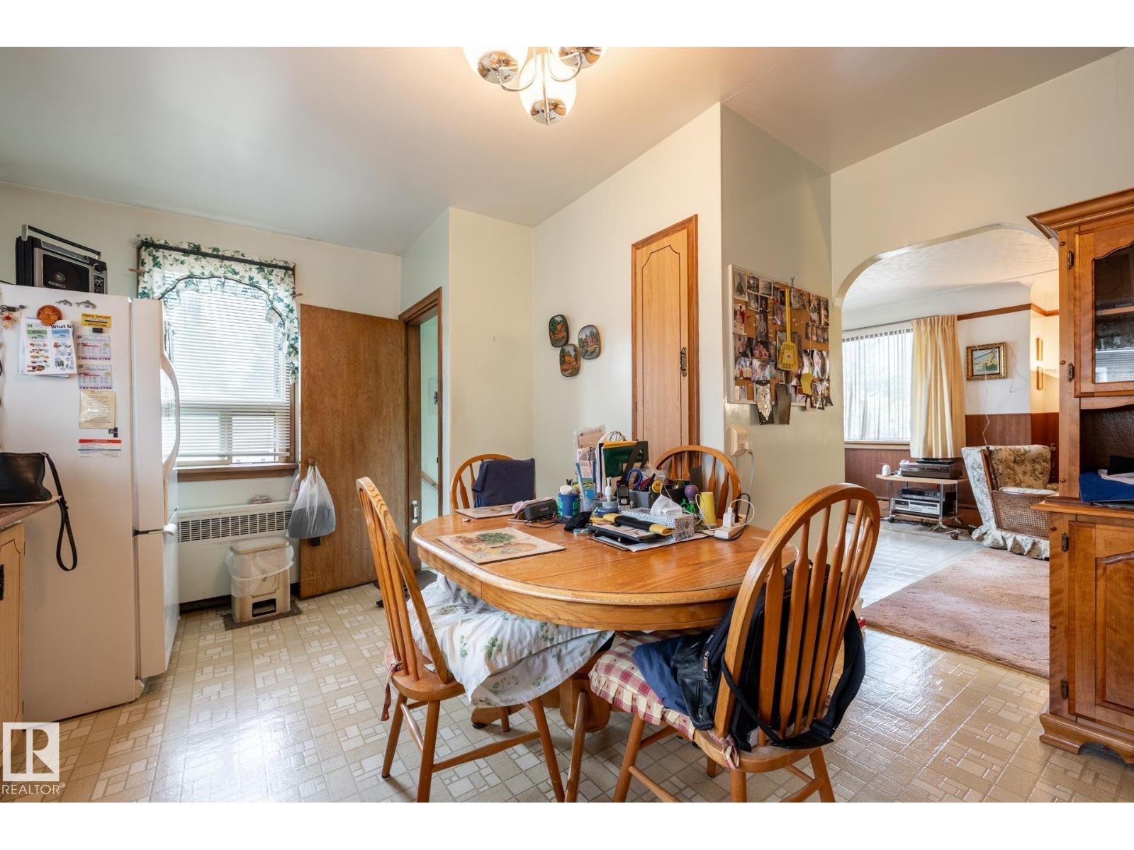 Additional image 5 of 9839 81 Avenue NW, Edmonton, AB, T6E1W4