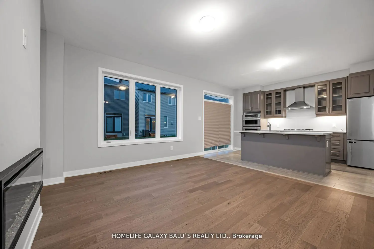 308 Crossway Terrace photo 2