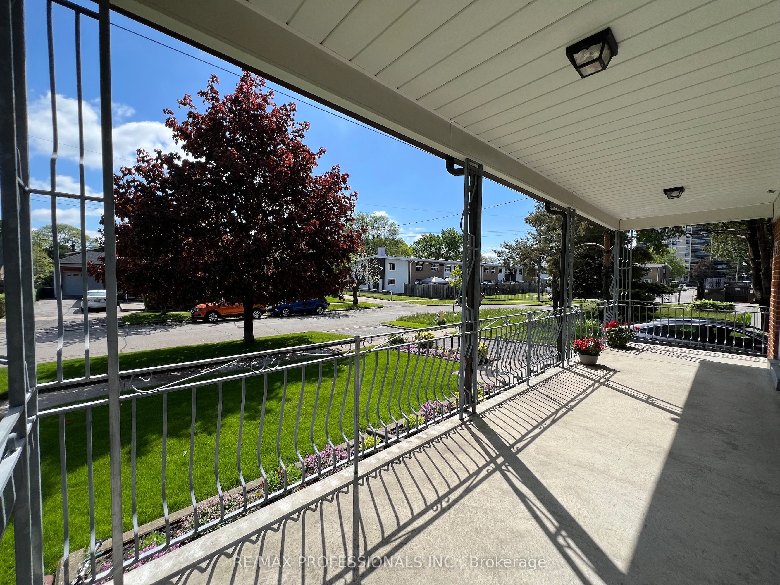 Additional image 4 of 4 Vauxhall Drive, Toronto, ON, M1P 1P7