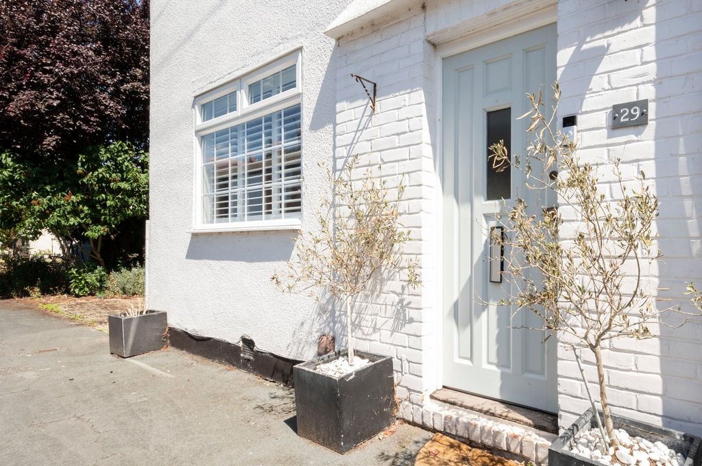 Additional image 20 of 3 bed terraced house for saleGlencoe Road, Weybridge KT13