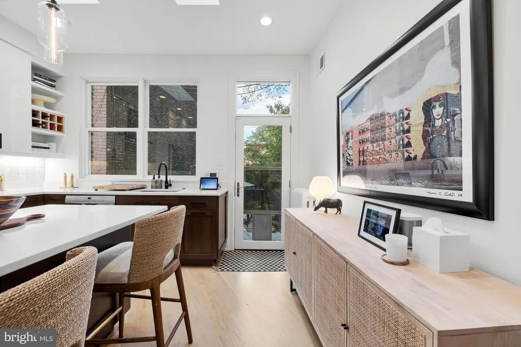 Additional image 31 of 810 North Carolina Avenue SE, Washington, DC 20003