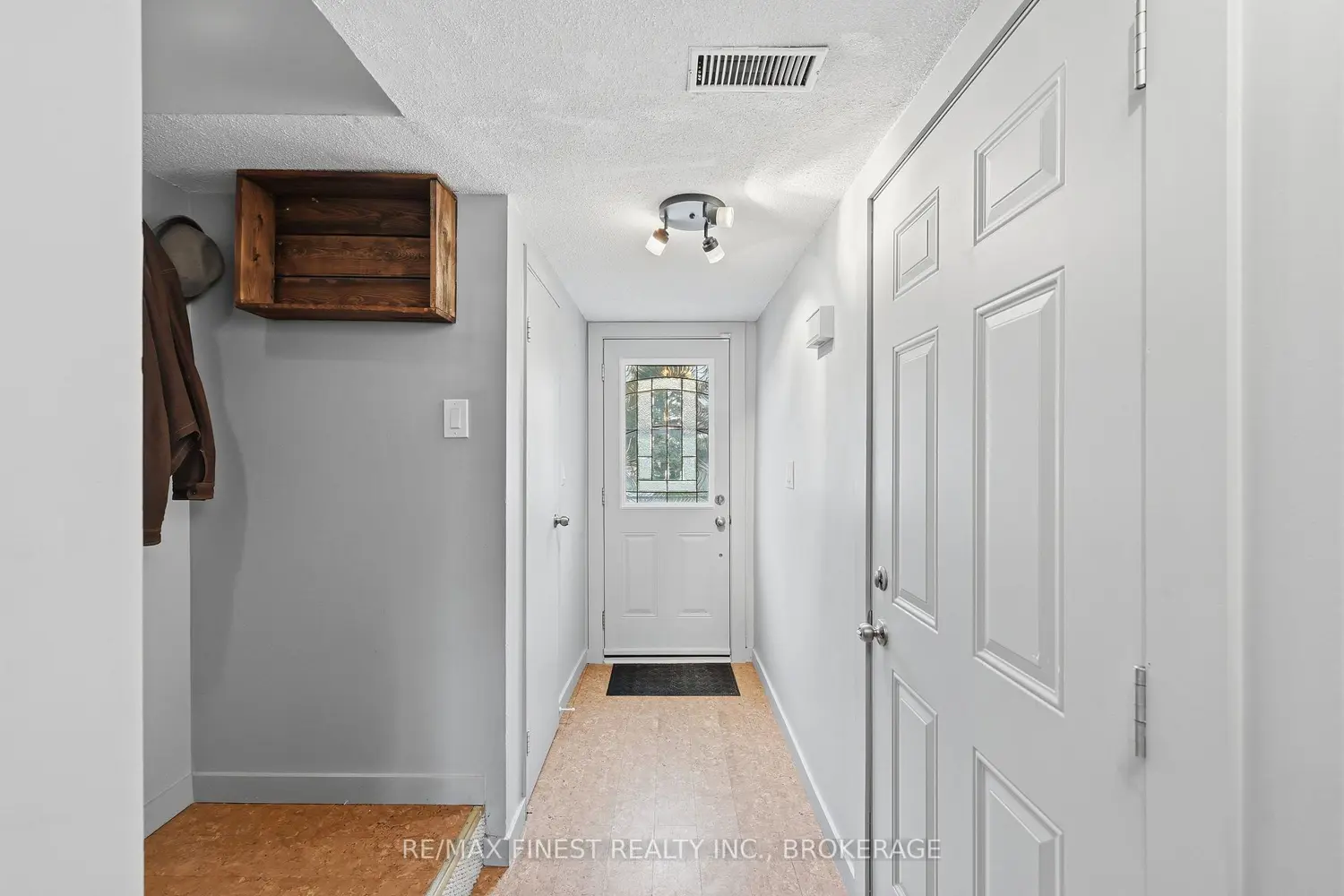 Additional image 3 of 1035 Craig Lane 33