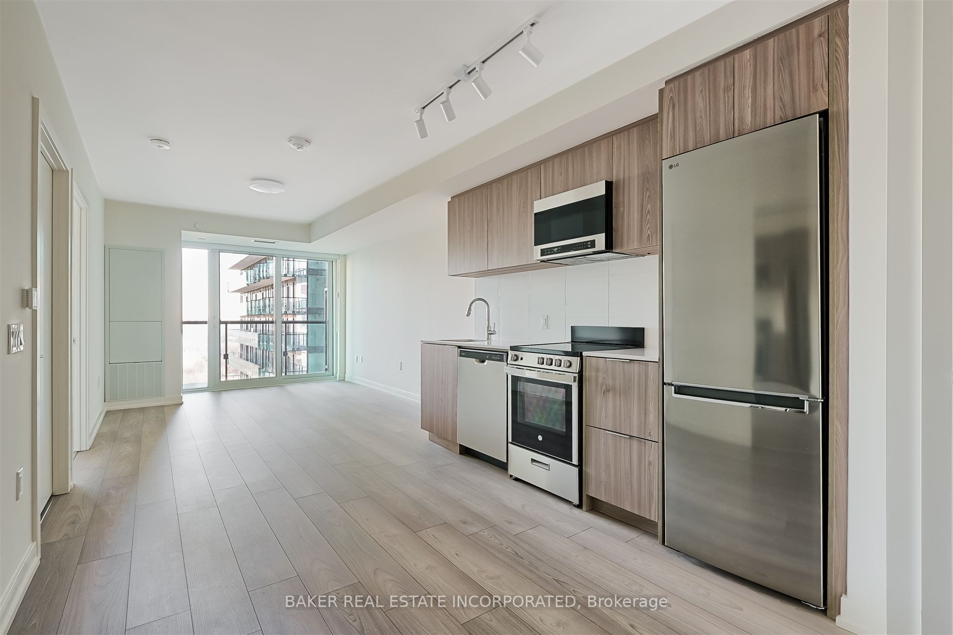 Additional image 3 of 1111-223 Redpath Avenue, Toronto, ON, M4P 0E8