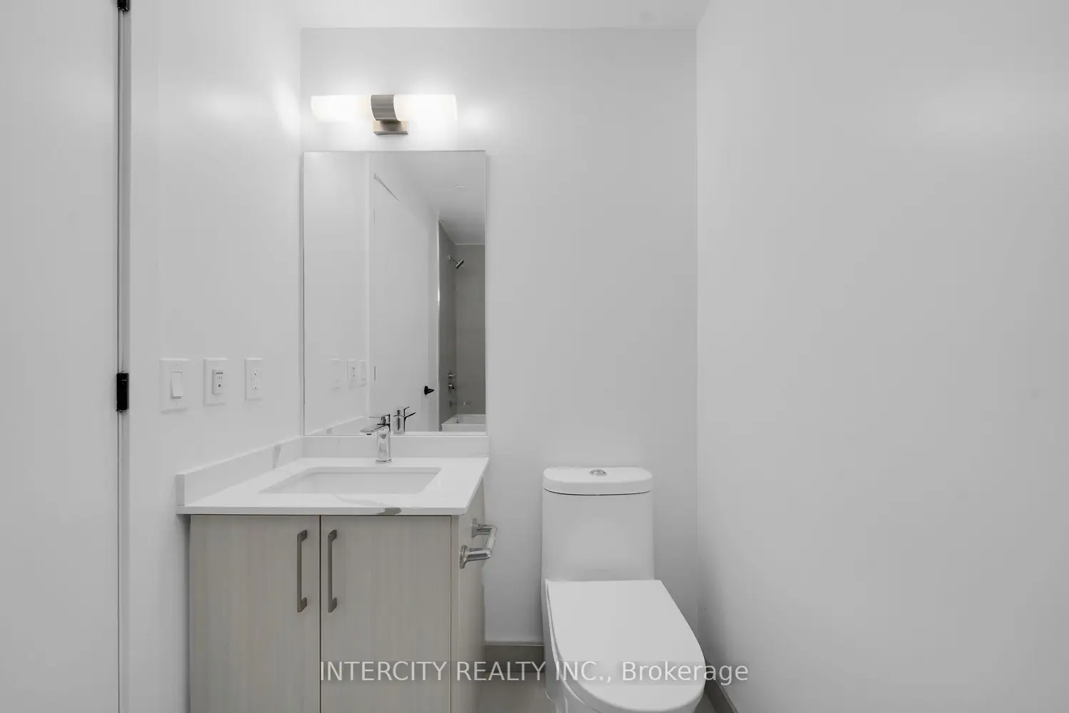 Additional image 9 of 2075 King Road 431
