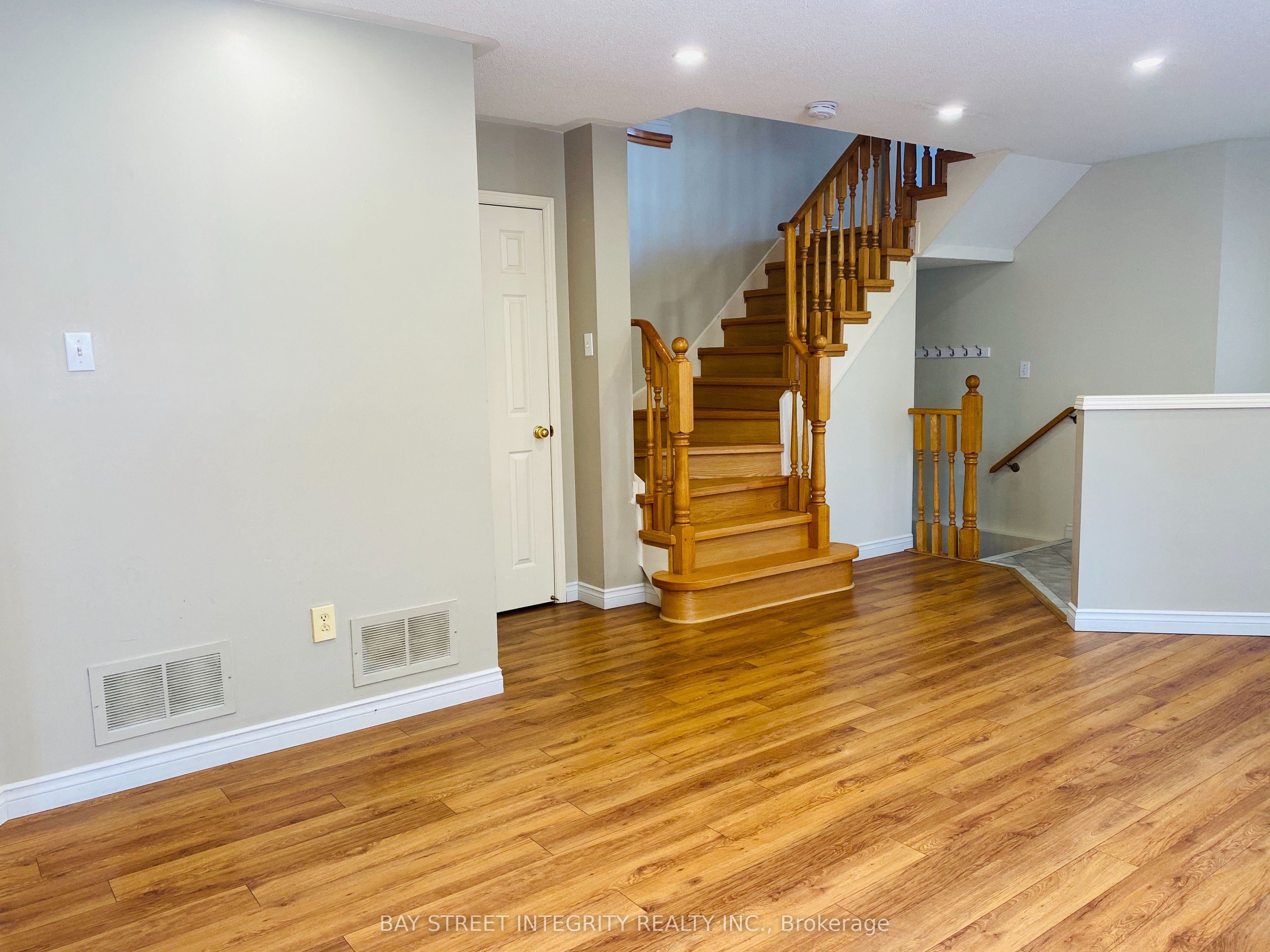 Additional image 2 of 2087 Golden Orchard Trail, Oakville, ON, L6M 3W8