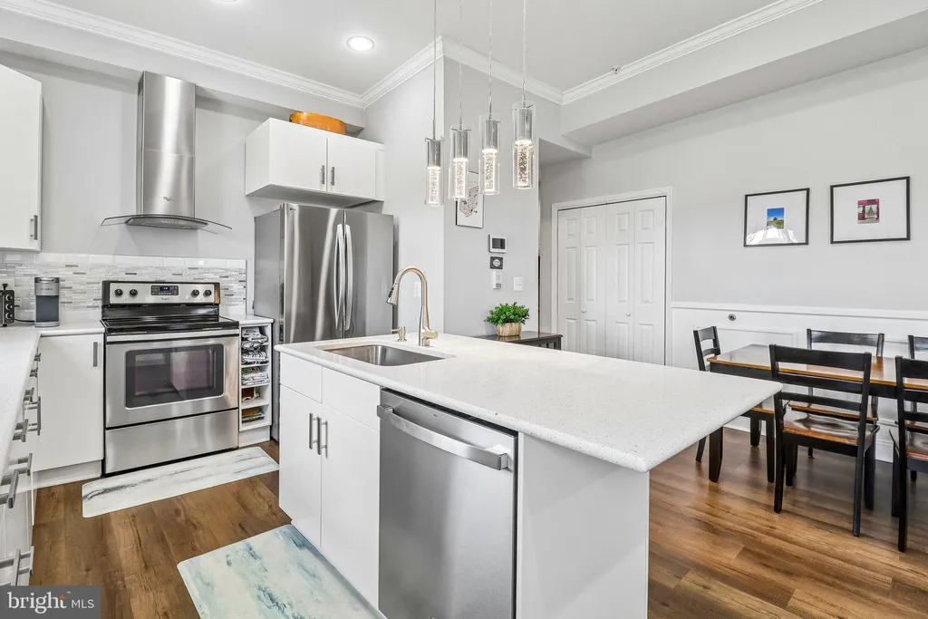 Additional image 18 of 233 S Street NE Unit 5, Washington, DC 20002