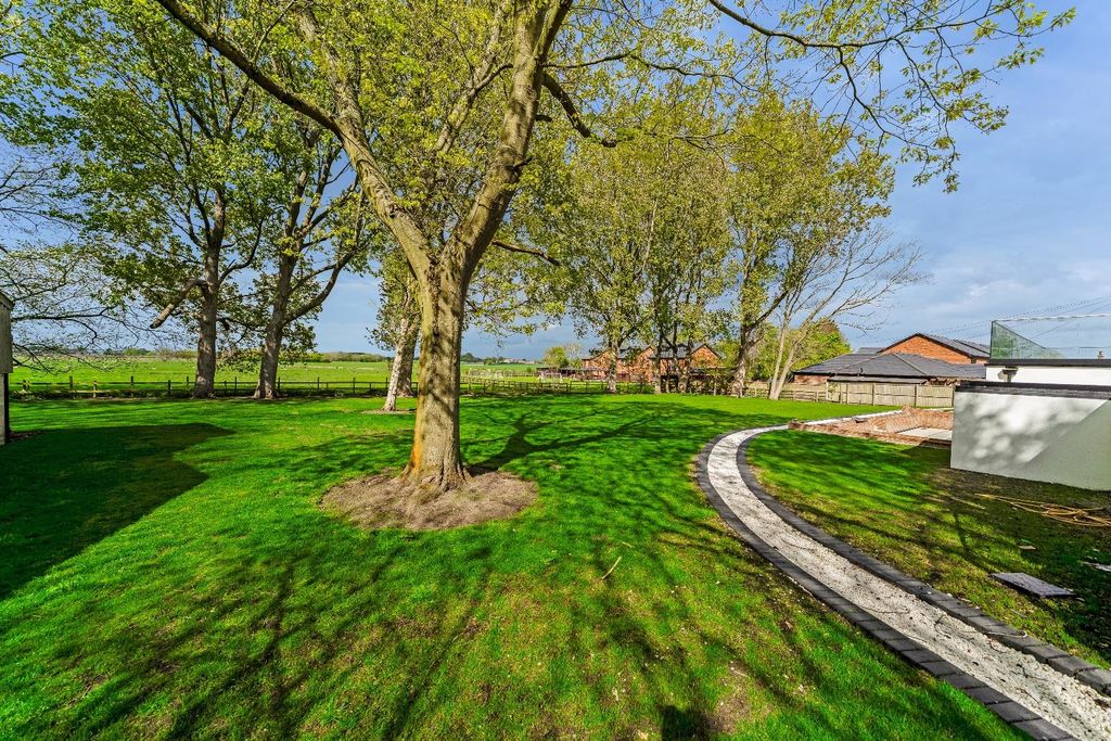 Additional image 44 of 6 bed detached house for saleThe Old Vicarage, Church Lane, Lydiate L31