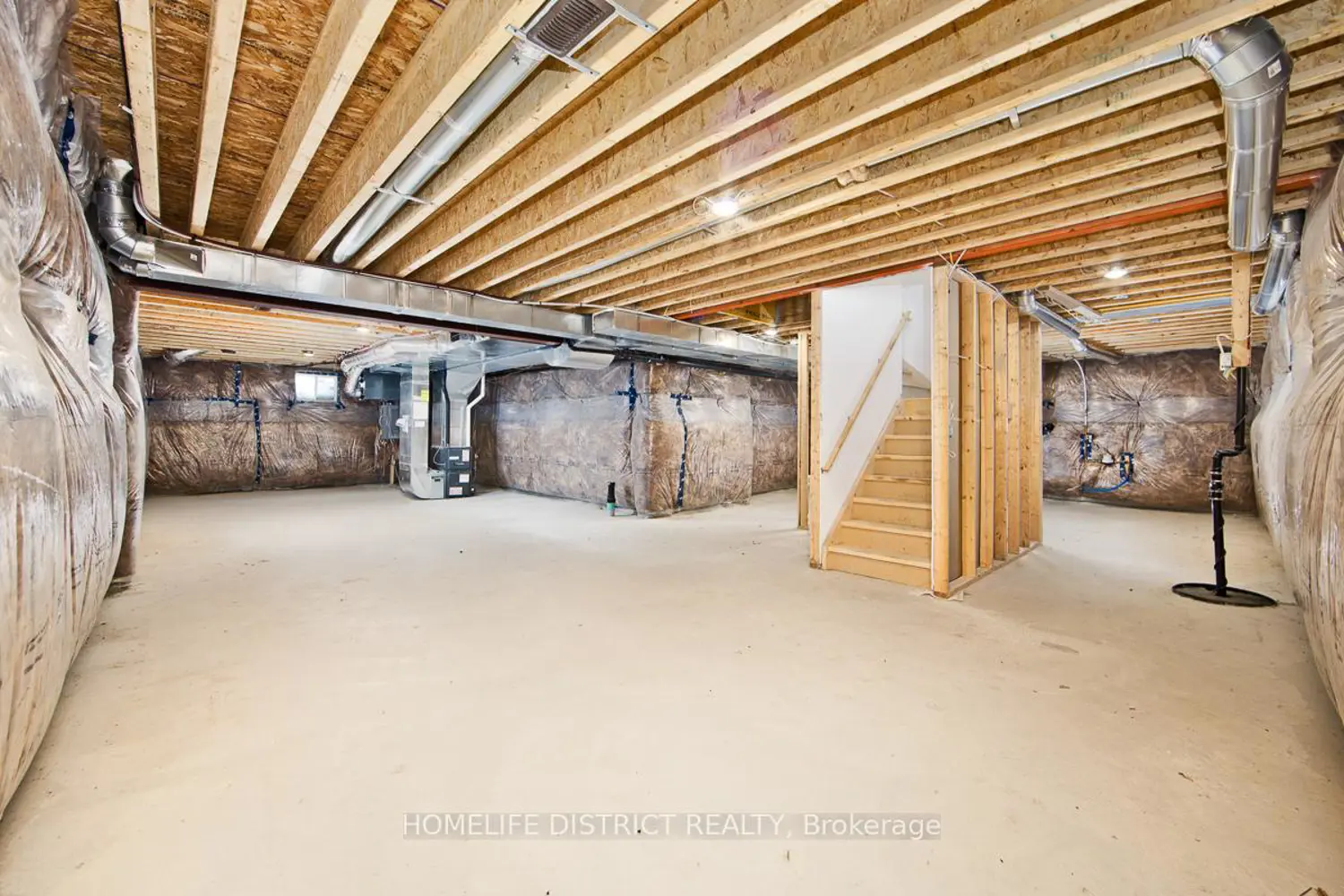 Additional image 20 of 74 Summer Breeze Drive