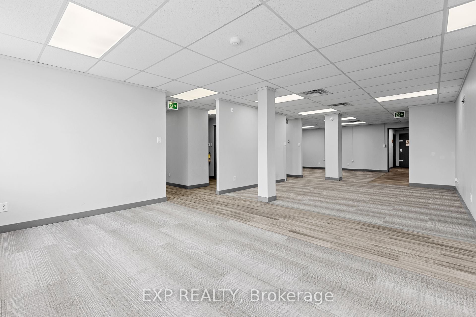 Additional image 5 of 201B-1600 Laperriere Avenue, Ottawa, ON, K1Z 8P5