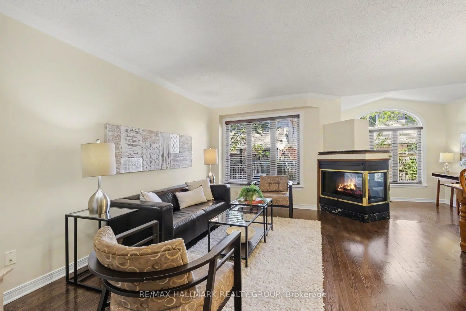 176 Hunterswood Crescent photo 4