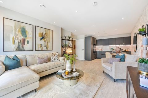 Kew Bridge Rise, Kew Bridge TW8, New home, Studio for sale