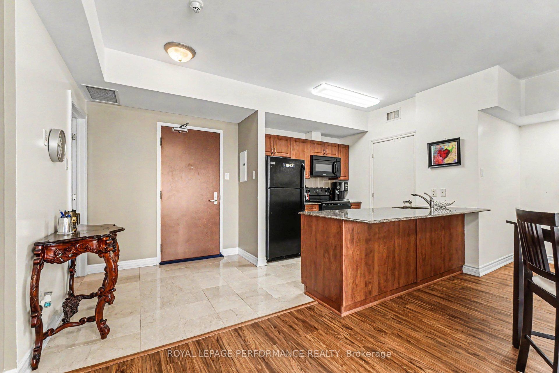 Additional image 2 of 2205-234 Rideau Street, Ottawa, ON, K1N 0A9