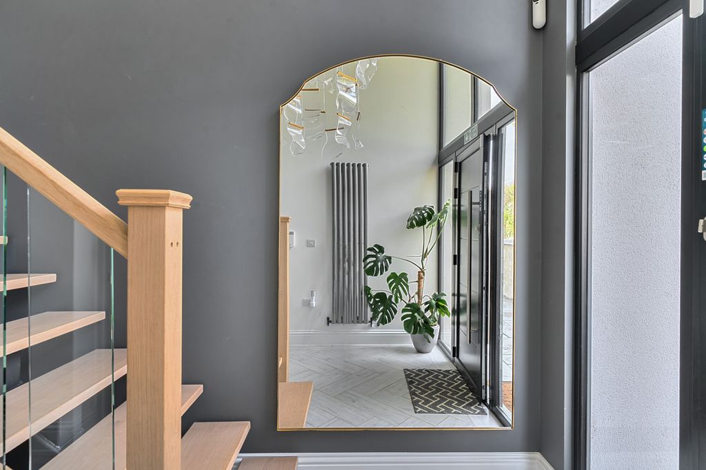 Additional image 32 of 4 bed detached house for saleFox Close, Oxford OX44