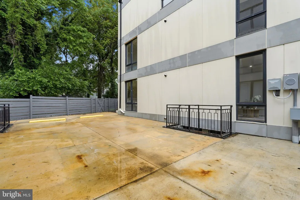 1810 Central Place NE Unit 1, Washington, DC 20002