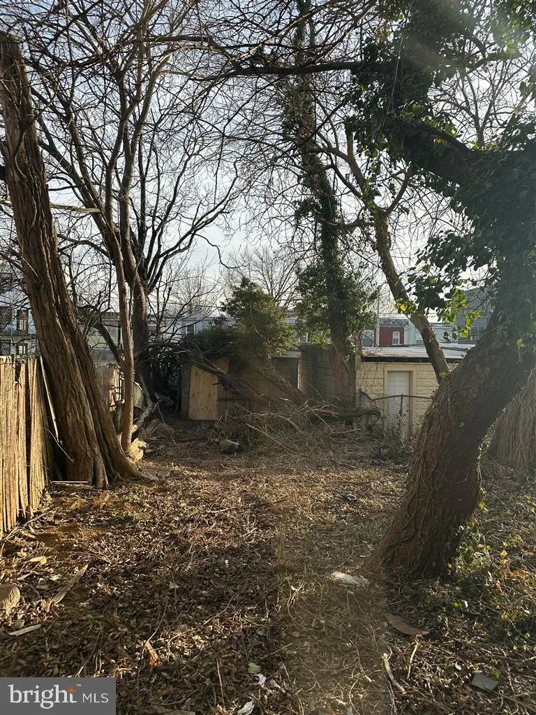 Additional image 8 of 606 Kenyon Street NW, Washington, DC 20010