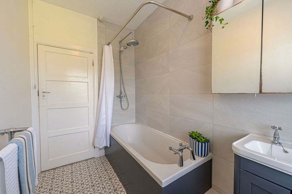 Additional image 36 of 4 bed terraced house for saleBeechwood Road, Newport NP19